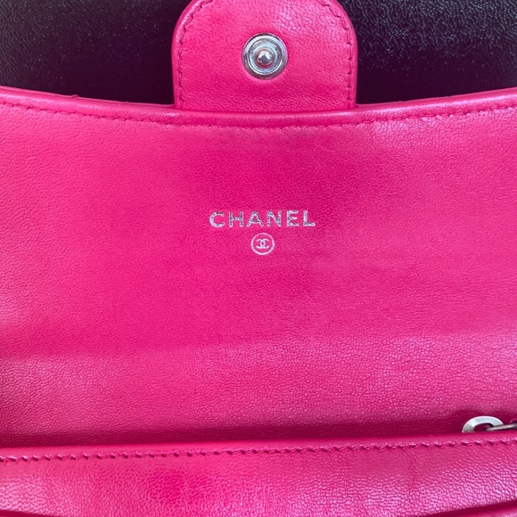 ❤️❤️SOLD❤️❤️Chanel short wallet - Picture 7 of 13